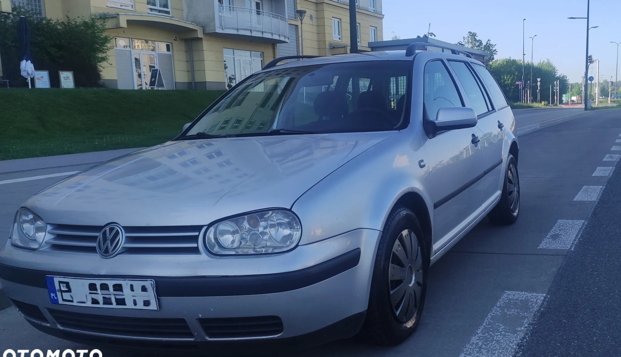 Volkswagen Golf cena 6800 przebieg: 348000, rok produkcji 2001 z Warszawa małe 172